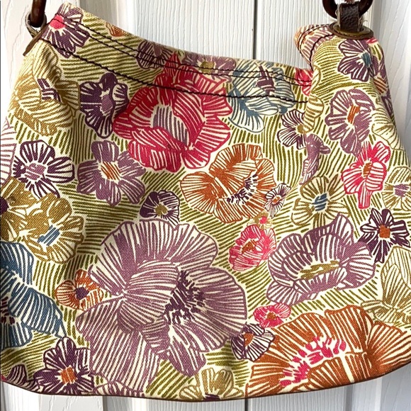 Fossil Floral Canvas Shoulder Bag - Picture 7 of 12
